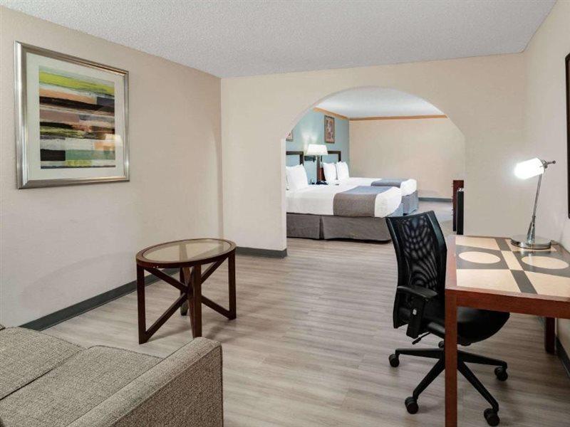 Baymont By Wyndham Hinesville Fort Stewart Area Eksteriør billede