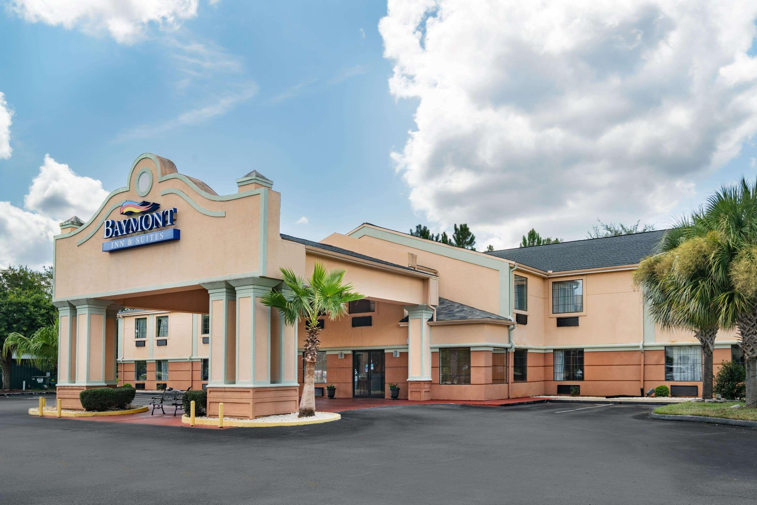 Baymont By Wyndham Hinesville Fort Stewart Area Eksteriør billede