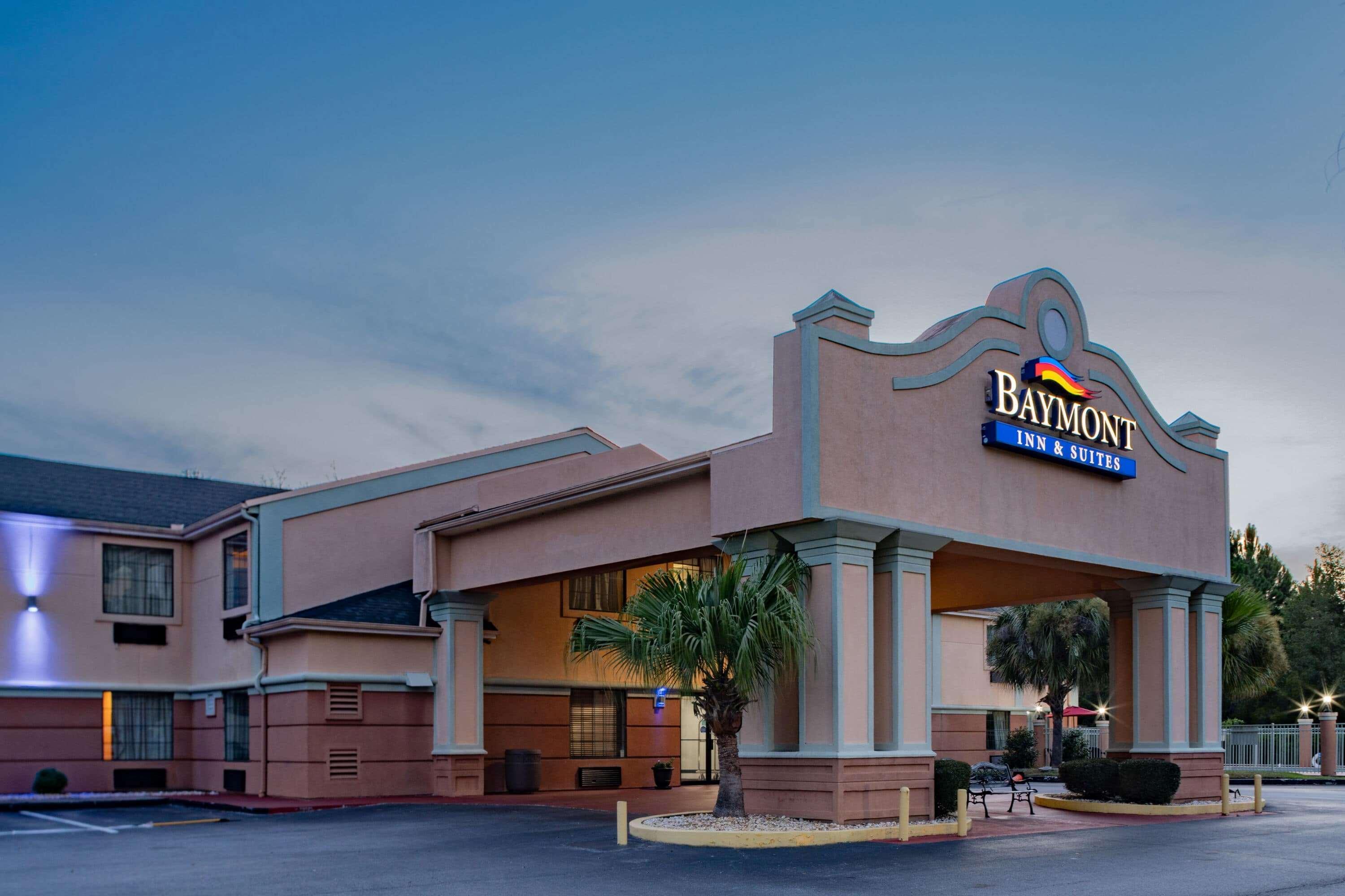 Baymont By Wyndham Hinesville Fort Stewart Area Eksteriør billede